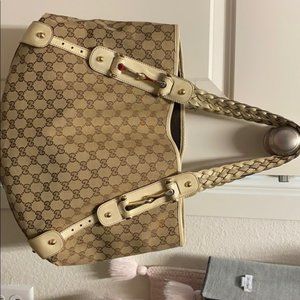 Gucci Shoulder Bag